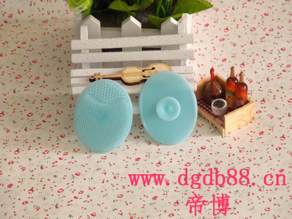 矽膠洗臉(liǎn)刷